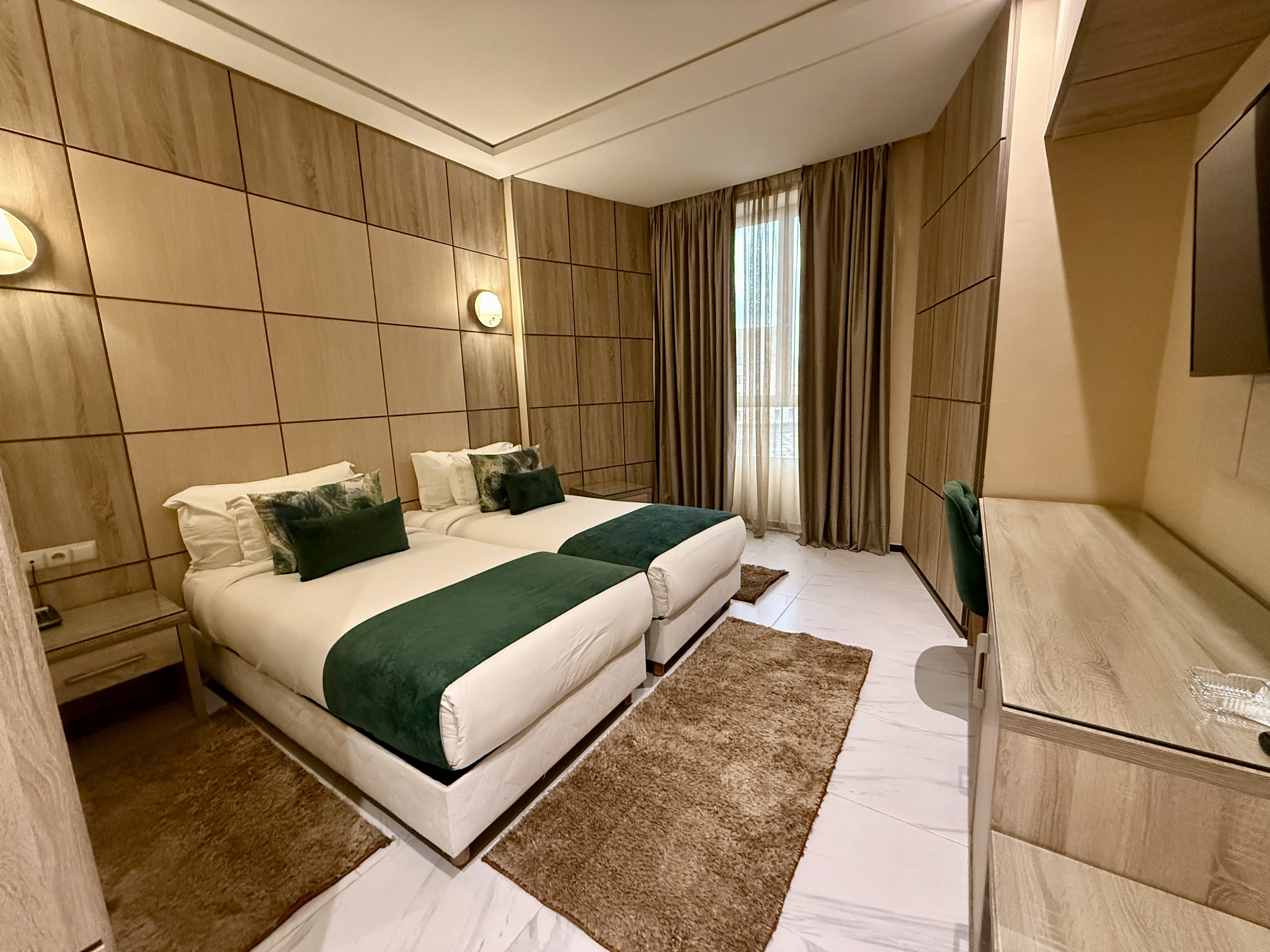 Chambre deux Lits Séparés - Image 1