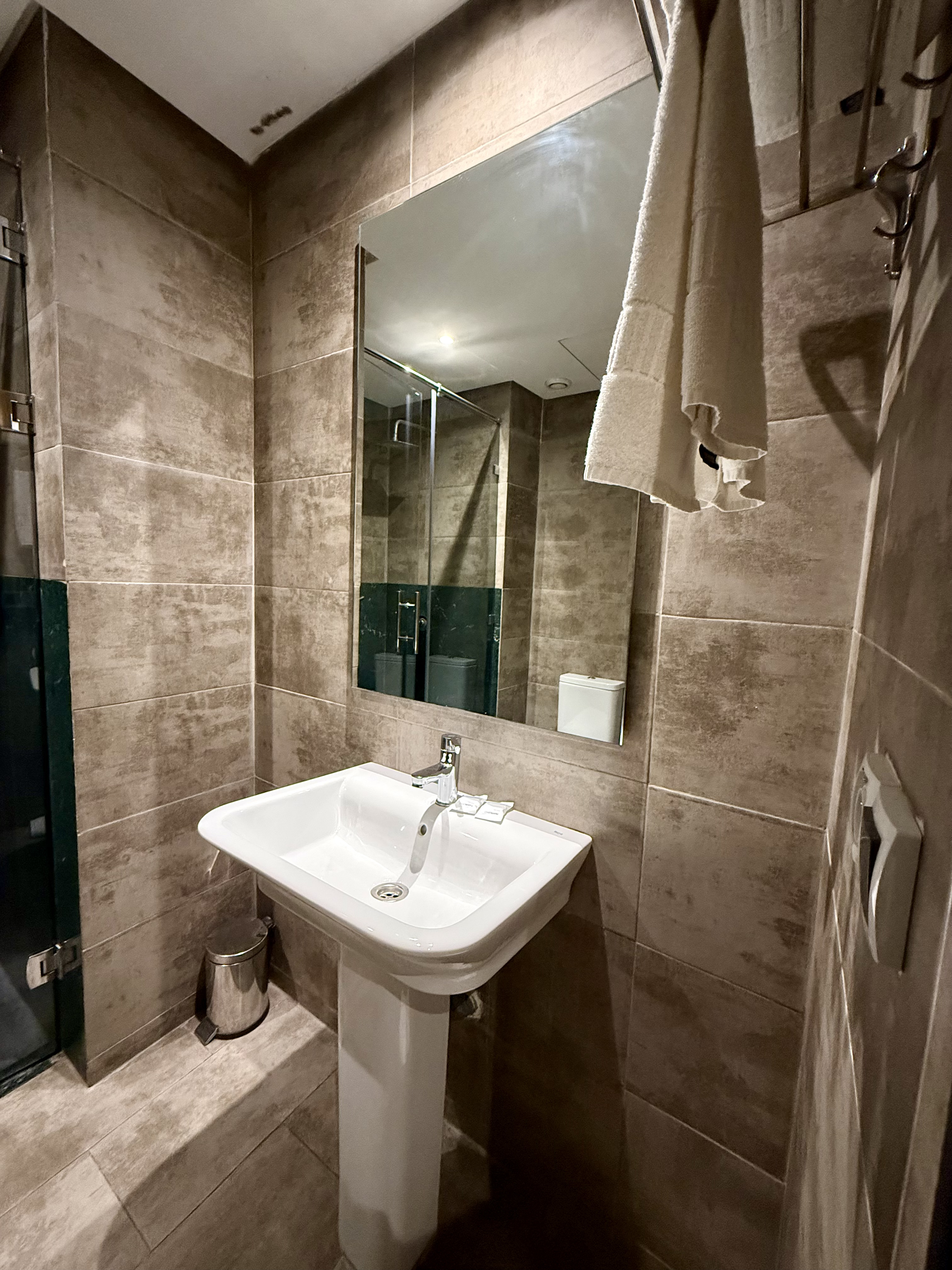 Chambre Grand Lit - Image 3